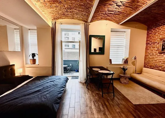 Authentic Studio With Garden